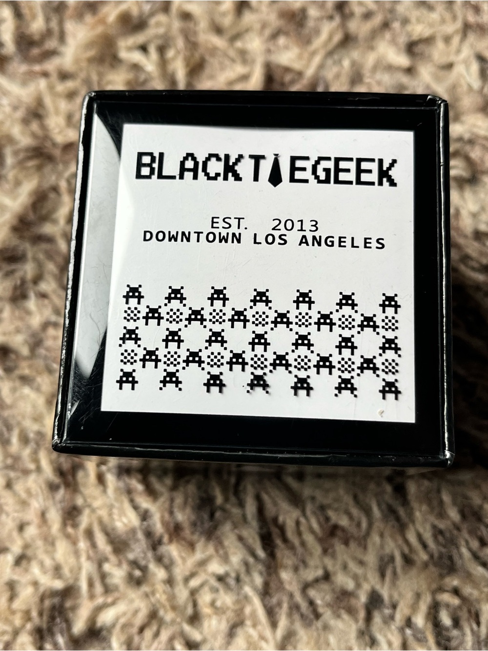 Black Tie Geek Retro Arcade Space Invaders Men's Skinny Neck Tie - Black & White